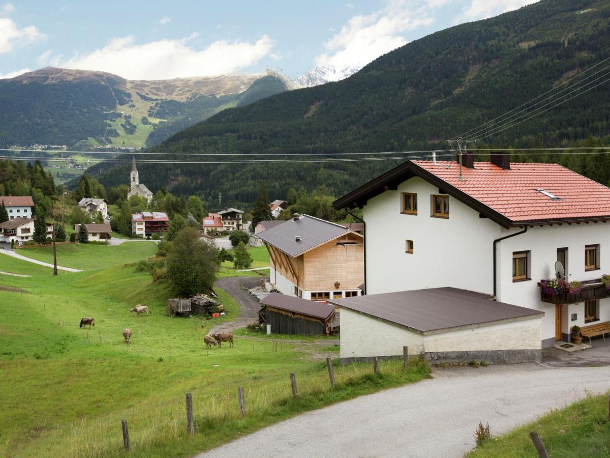 Вілла Modern Chalet In Piller Near Ski Area Веннс Екстер'єр фото