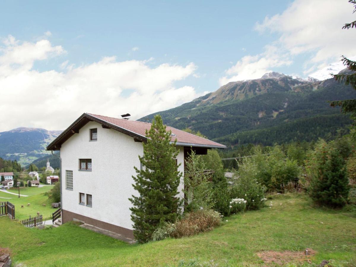 Вілла Modern Chalet In Piller Near Ski Area Веннс Екстер'єр фото